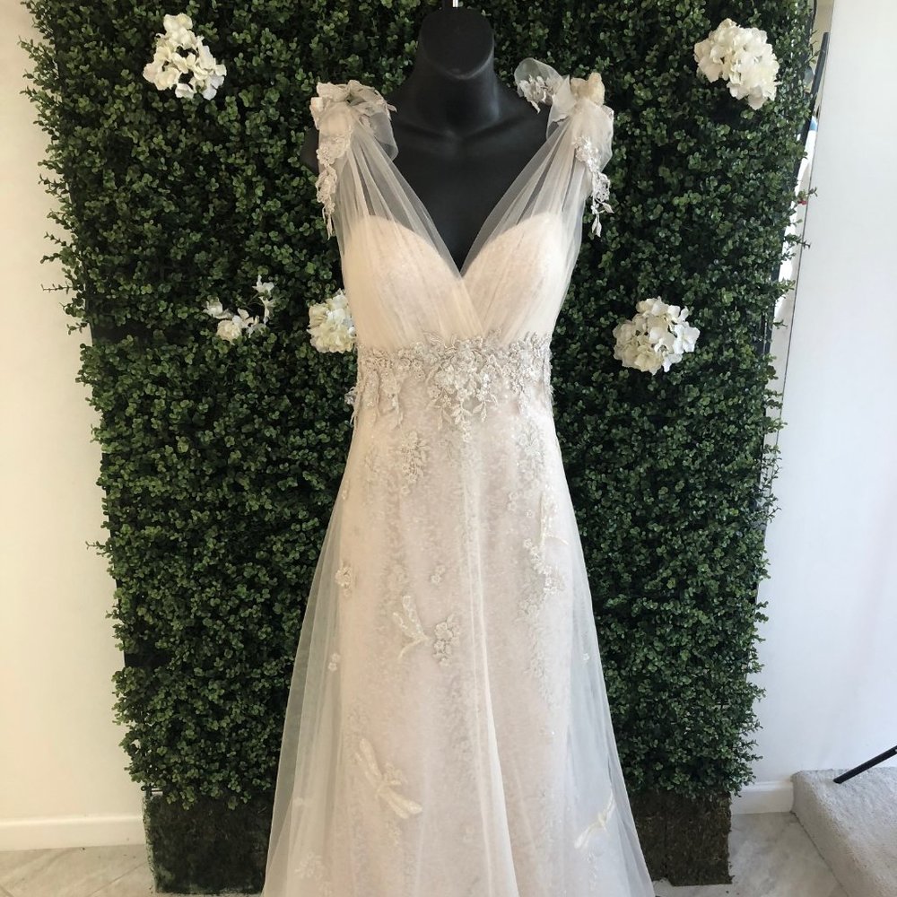 Ian Stuart Midsummer Dream Size 10 Champagne